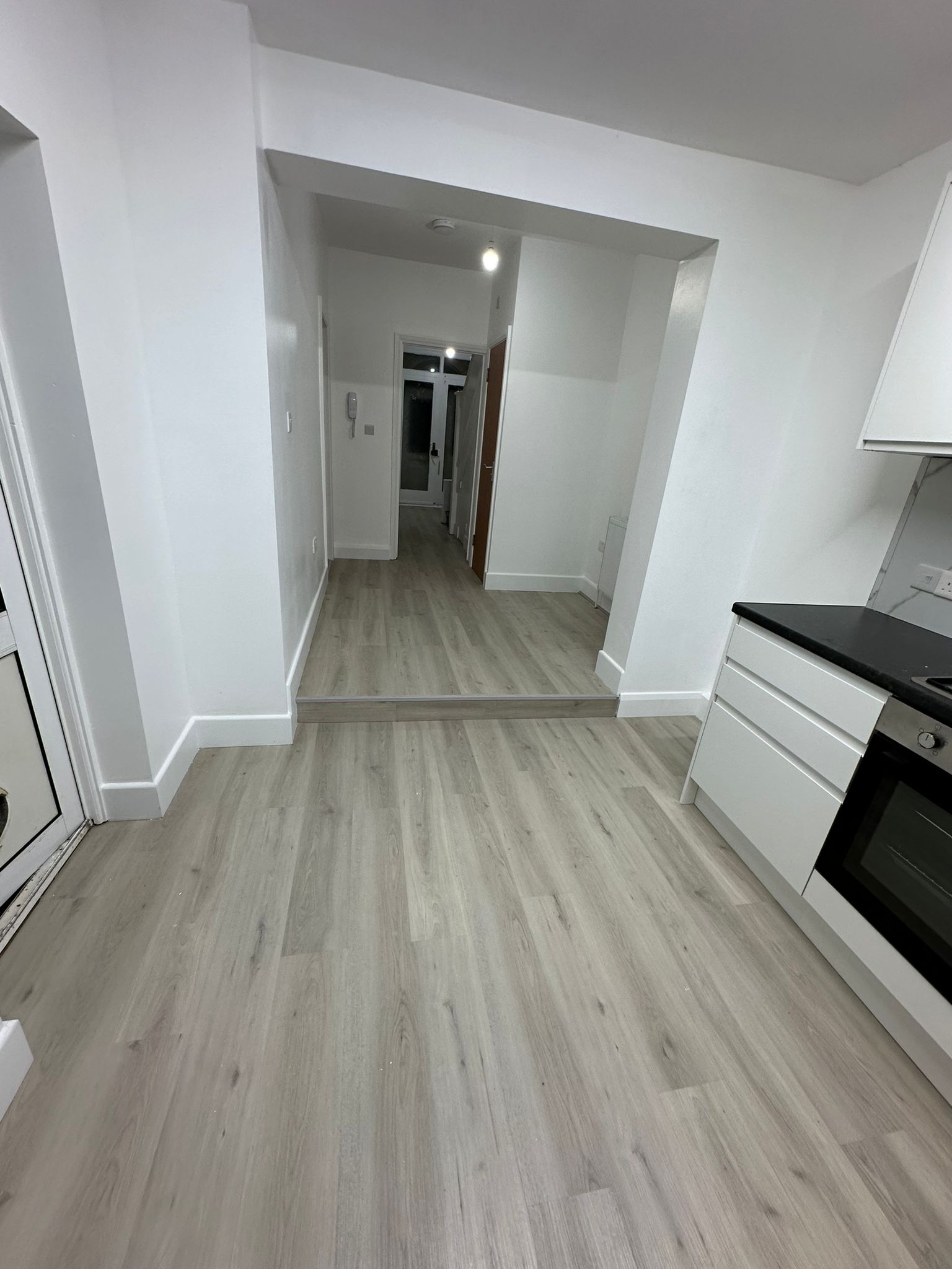 Cozy Room in Tottenham Hale / North London